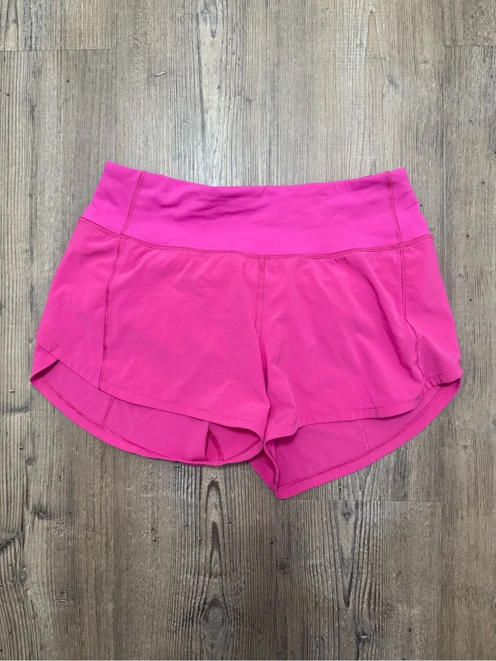 lululemon speed up low rise shorts sonic pink 4" size 4 - Picture 3 of 5